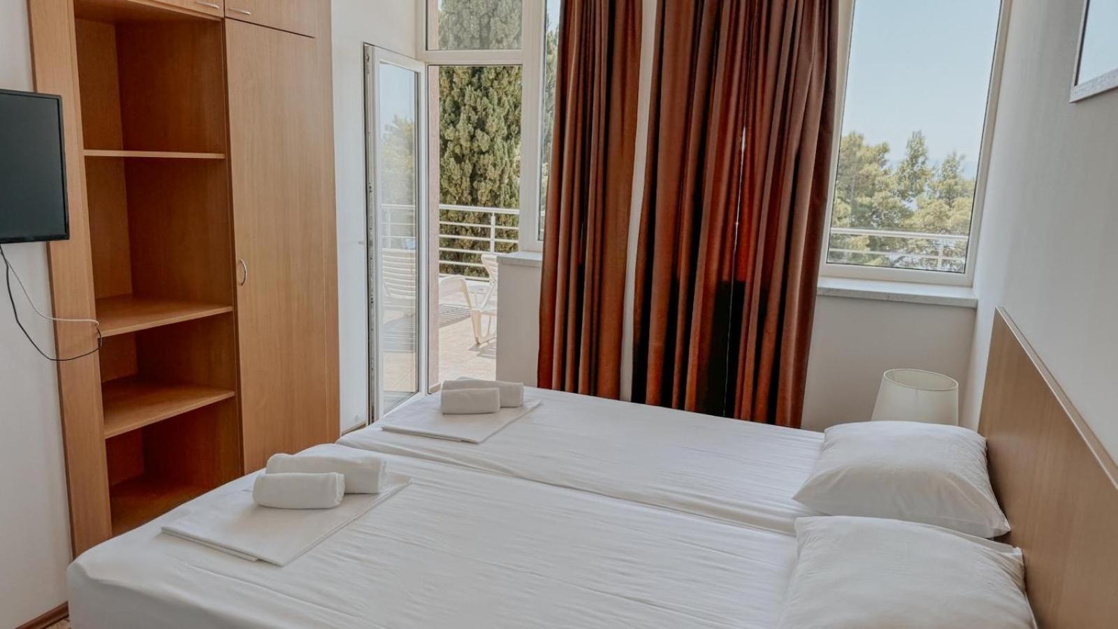 Motel Ljetni Raj Baška Voda Exterior foto
